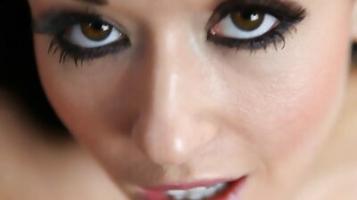 Deel twee van mijn panty-foto's, maar deze keer met een speeltje helemaal nederlandse pornofilms romig