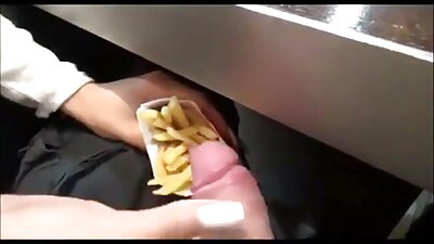 Amateur koppel neukt op de bank in homevideo nederlandse sex films ongelooflijk lichaam